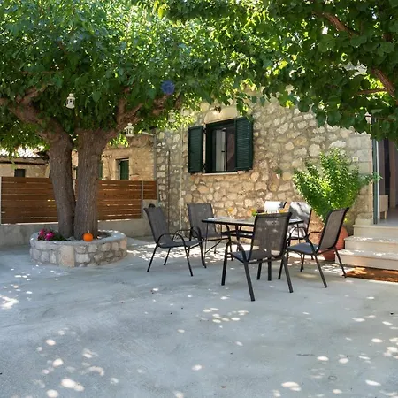 Case de vacanță Mouria Pinakokhorion